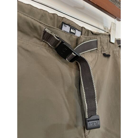 REI UPF 30 Belted Denali Pants Womens Brown Nylon 6 Pocket Roll Hem Sz 10 Hiking - Picture 6 of 9